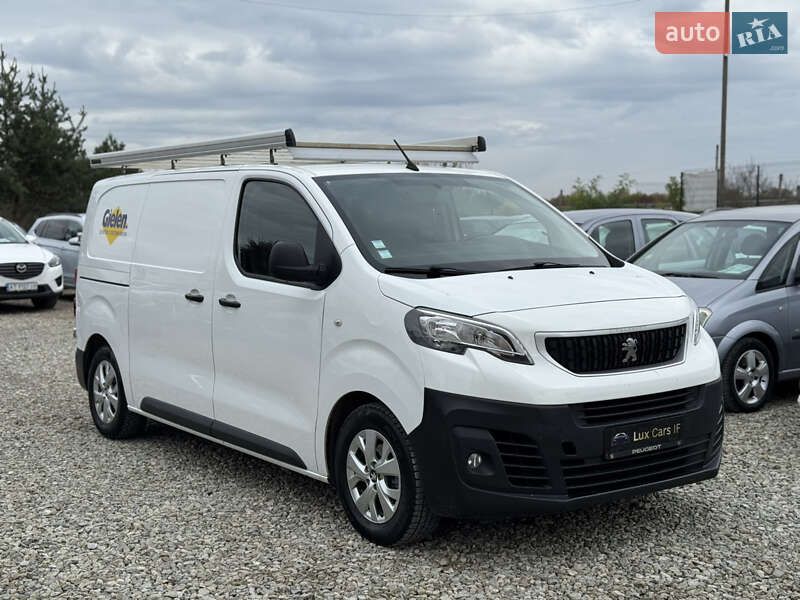 Вантажний фургон Peugeot Expert