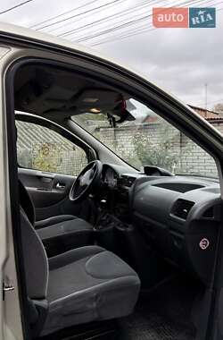 Peugeot Expert  2014