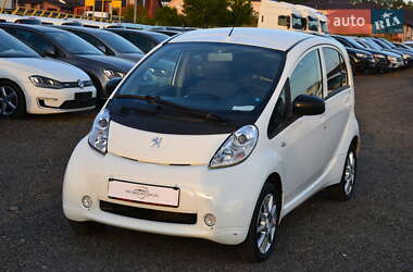 Peugeot iOn 2013
