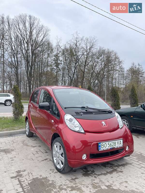 Peugeot iOn