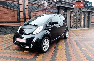 Peugeot iOn 2012