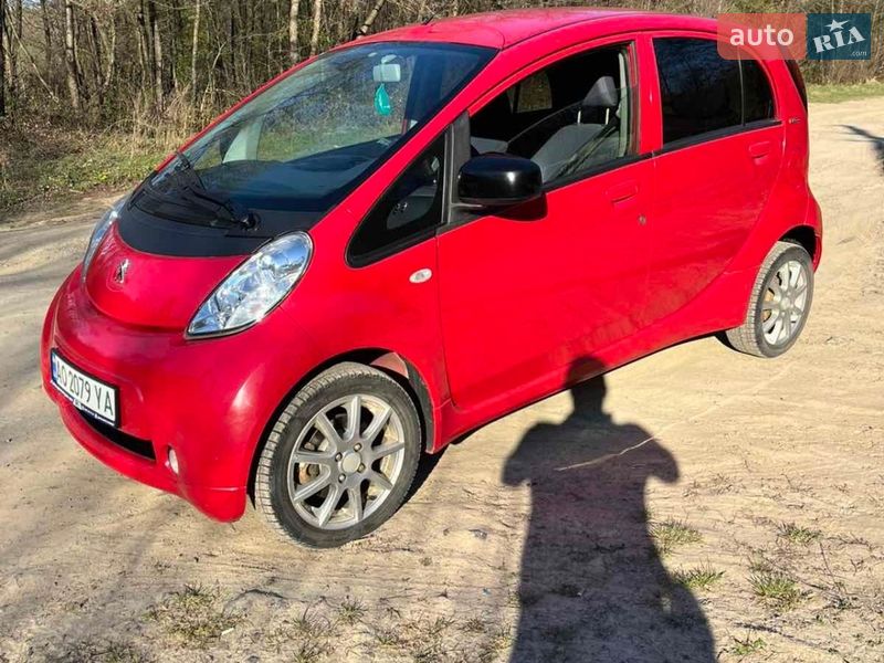 Легковые Peugeot iOn