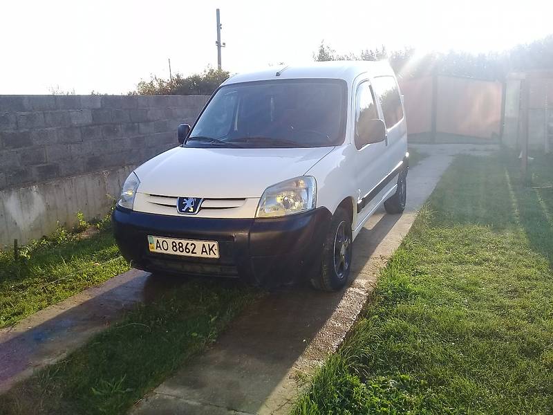 Peugeot Partner 2004 года
