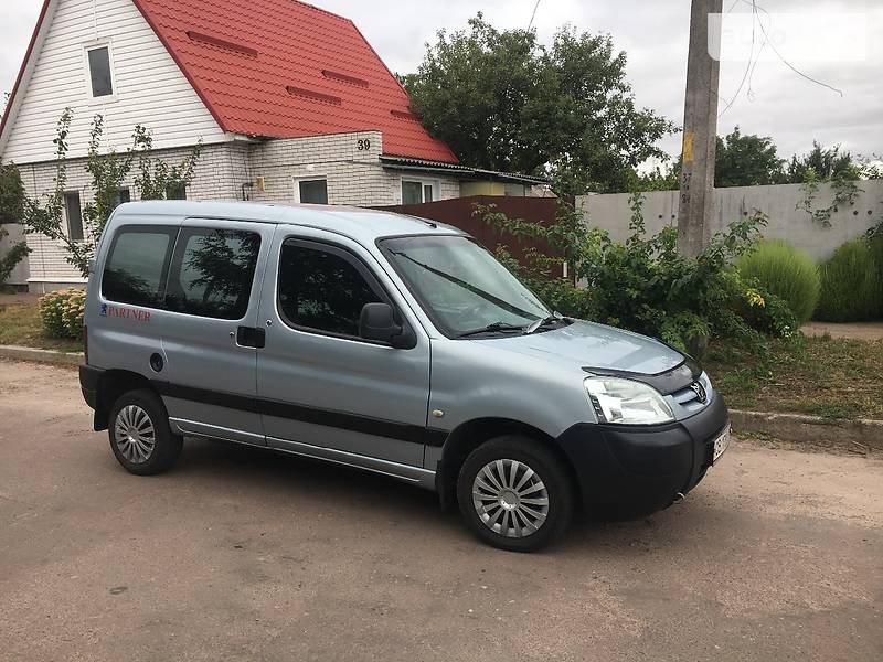 Peugeot Partner 2005 года