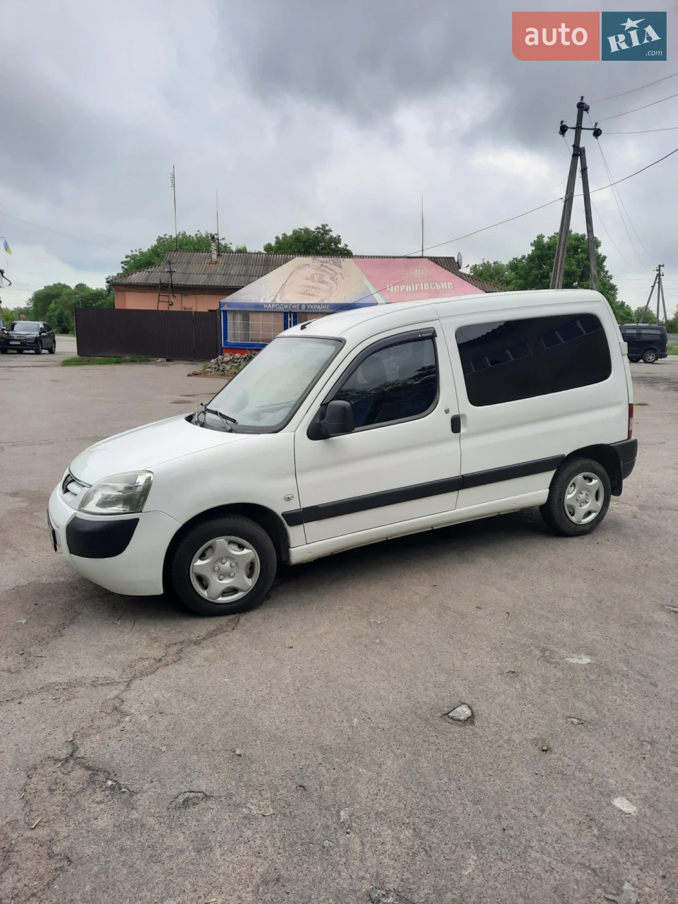 2011 Peugeot Partner - мініатюра 3