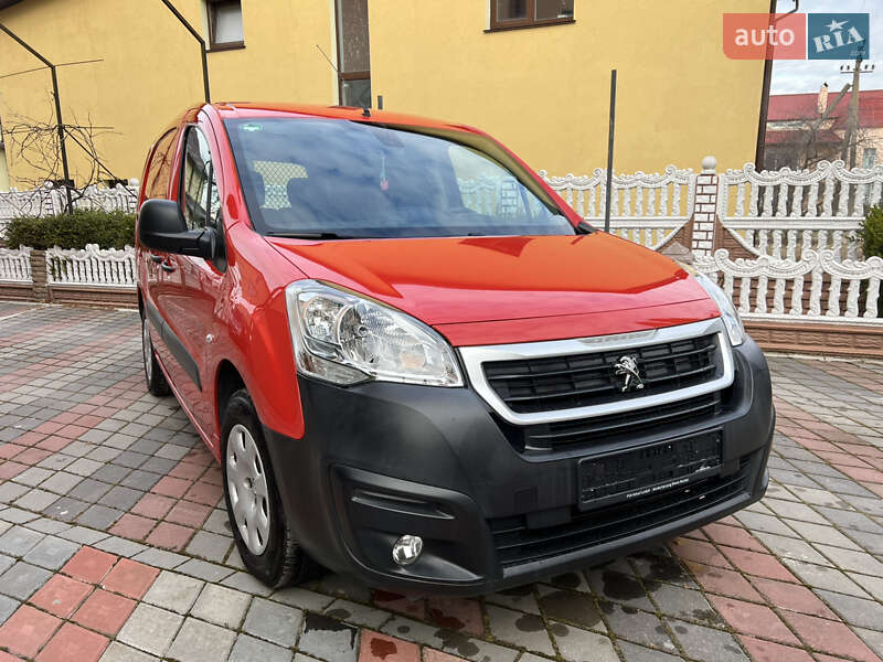 Грузовики Peugeot Partner