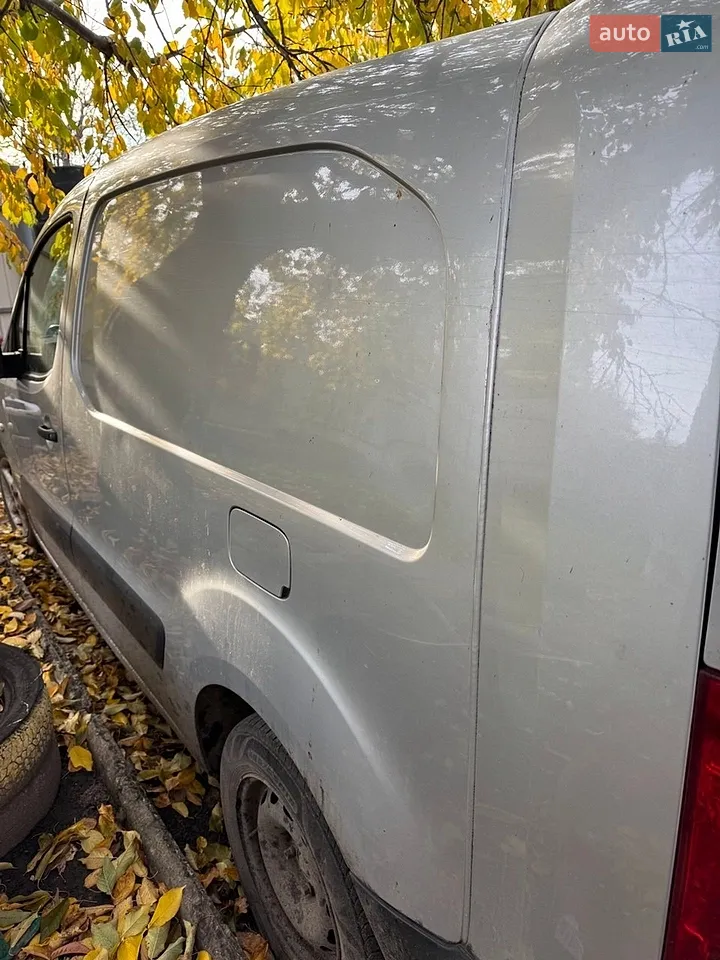 2012 Peugeot Partner - мініатюра 2