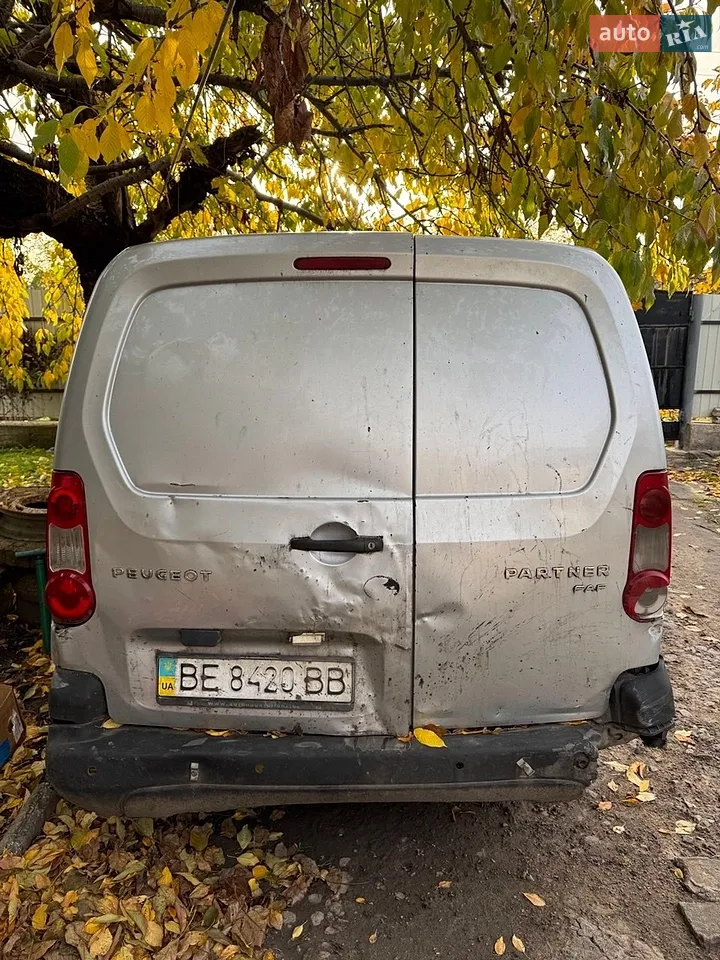 2012 Peugeot Partner - мініатюра 3