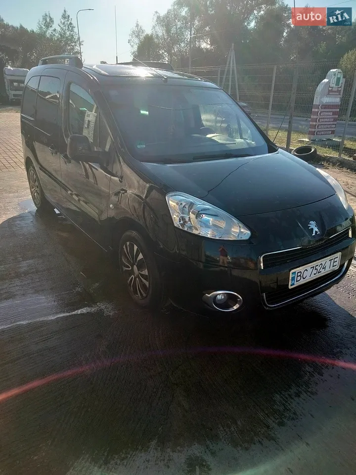 2012 Peugeot Partner - фото 1