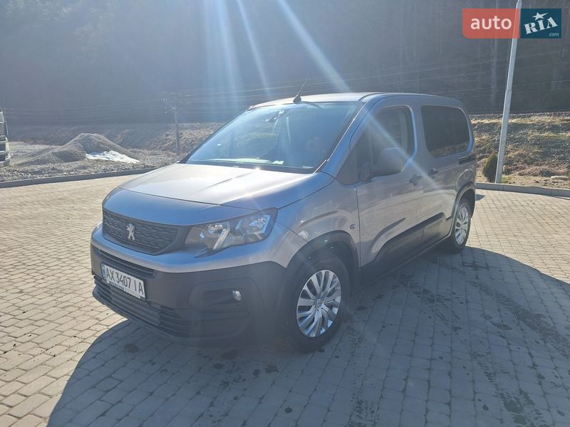 Легковые Peugeot Rifter