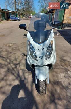 Peugeot Satelis  2012