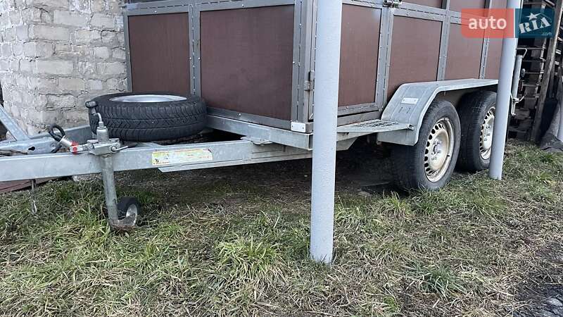 Легковий причіп ПГМФ 8304