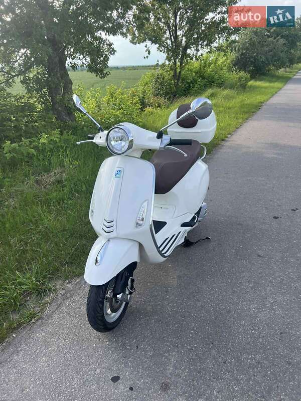 Piaggio Vespa