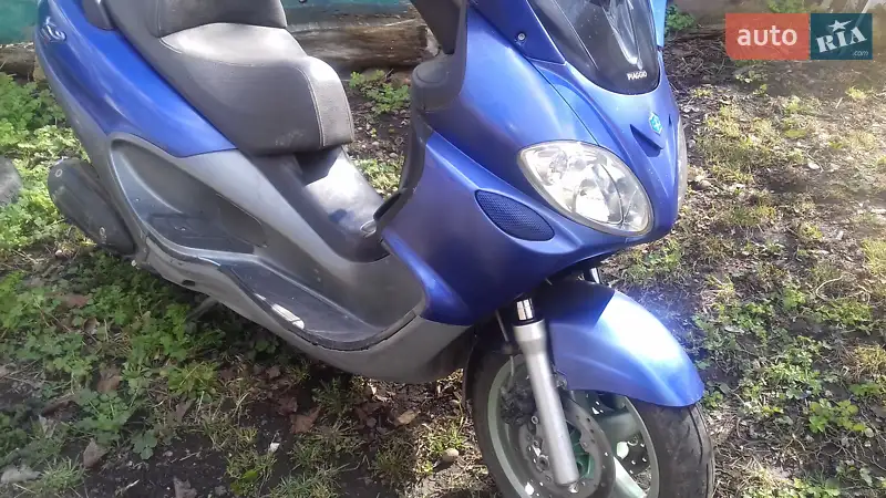 Piaggio X9 2004
