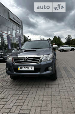 Характеристики Toyota Hilux Пикап