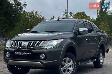 Характеристики Mitsubishi L 200 Пікап