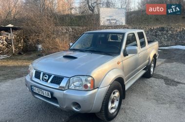 Характеристики Nissan Navara Пікап