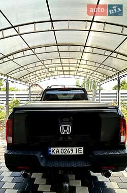 Характеристики Honda Ridgeline Пікап
