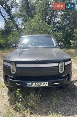 Цены Rivian Пикап