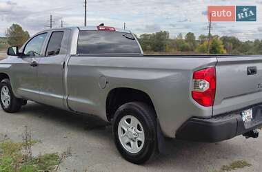 Характеристики Toyota Tundra Пікап