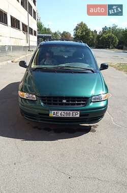 Plymouth Voyager  1997