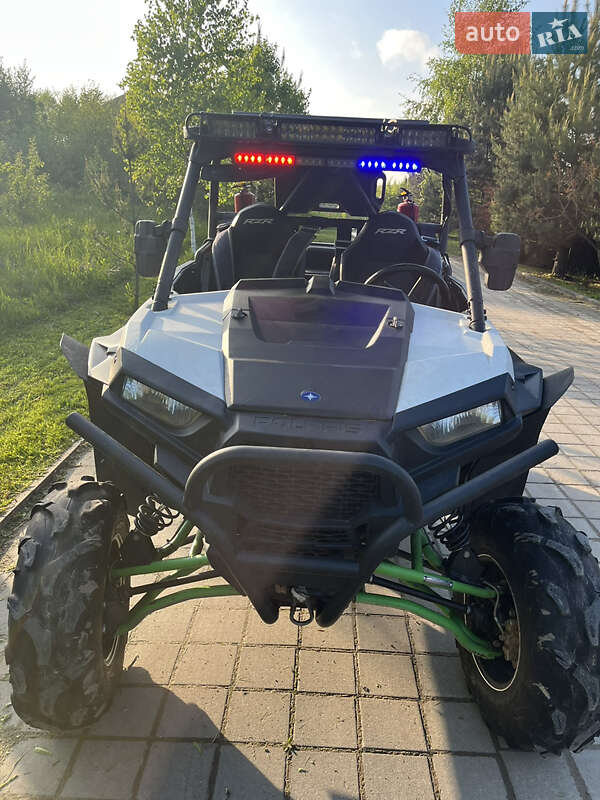 Polaris RZR 900