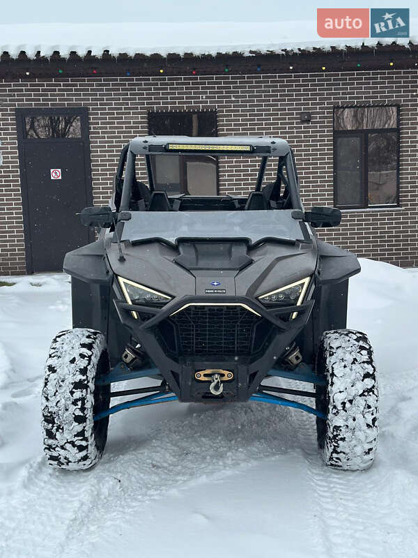Мотовсюдиход Polaris RZR Pro XP Ultimate