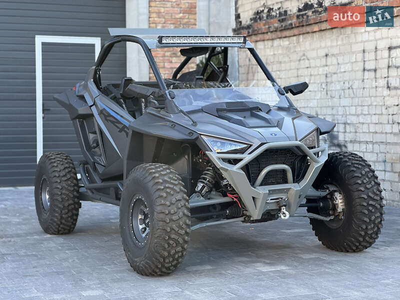 Мото Polaris RZR XP 1000 Dynamix