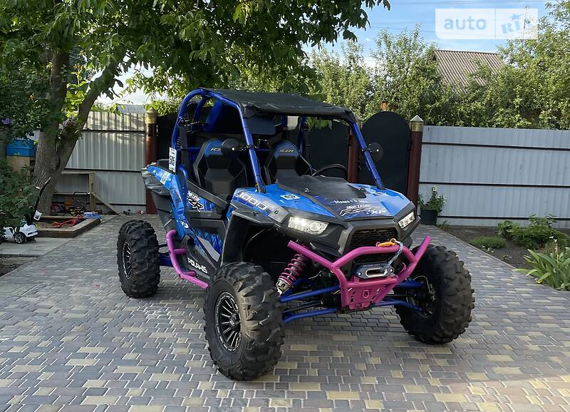 Polaris RZR XP 1000 High lifter