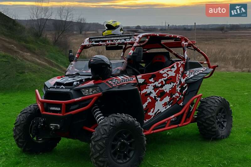 Мотовсюдиход Polaris RZR XP Turbo S