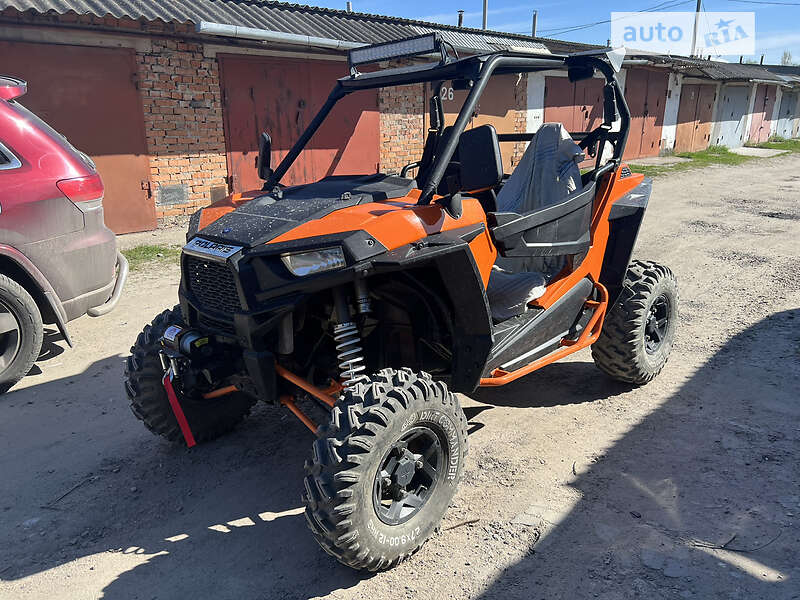 Мотовездеход Polaris RZR