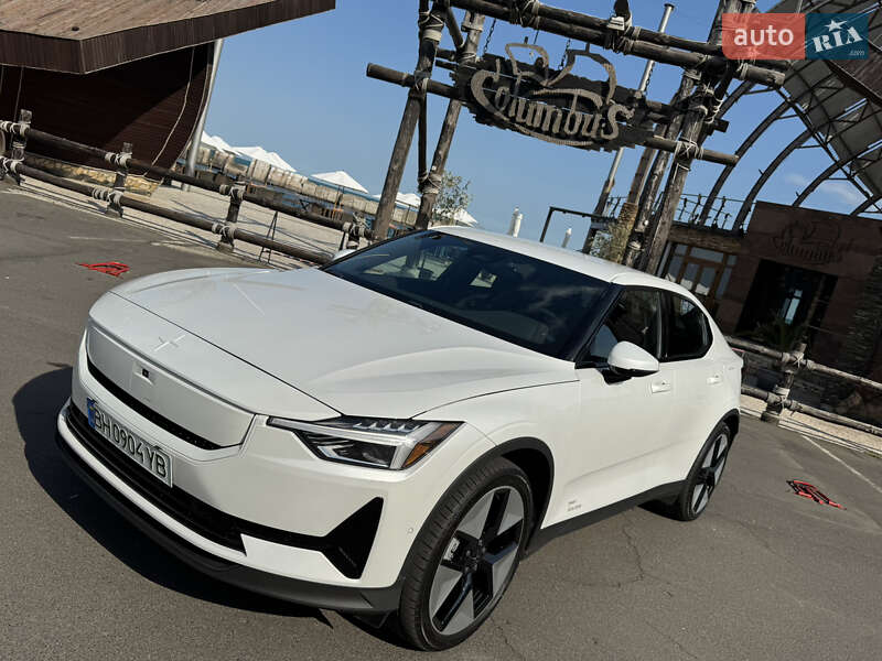 Ліфтбек Polestar 2