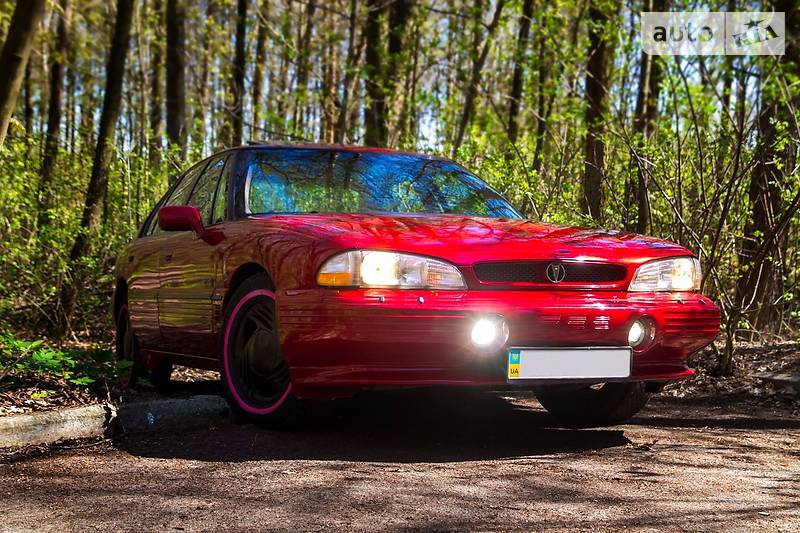Pontiac Bonneville 1993 года