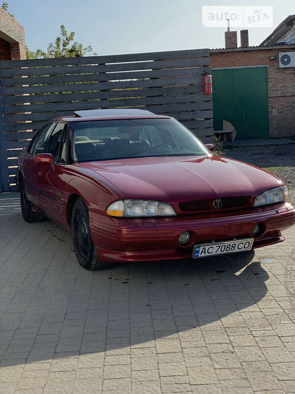 Седан Pontiac Bonneville