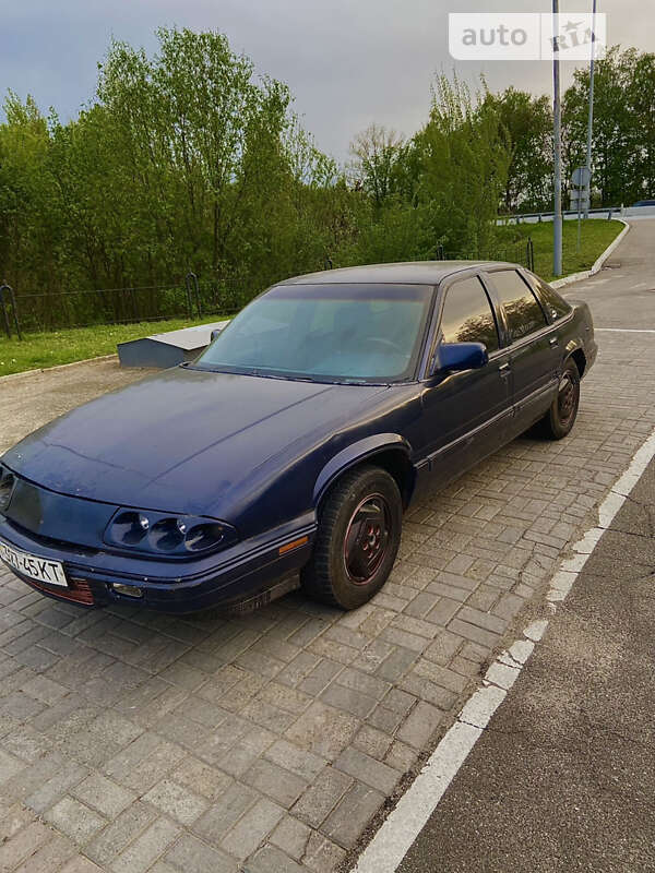 Седан Pontiac Grand Prix