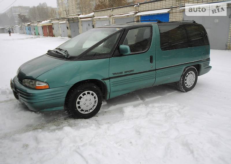 Pontiac Trans Sport 1992 года
