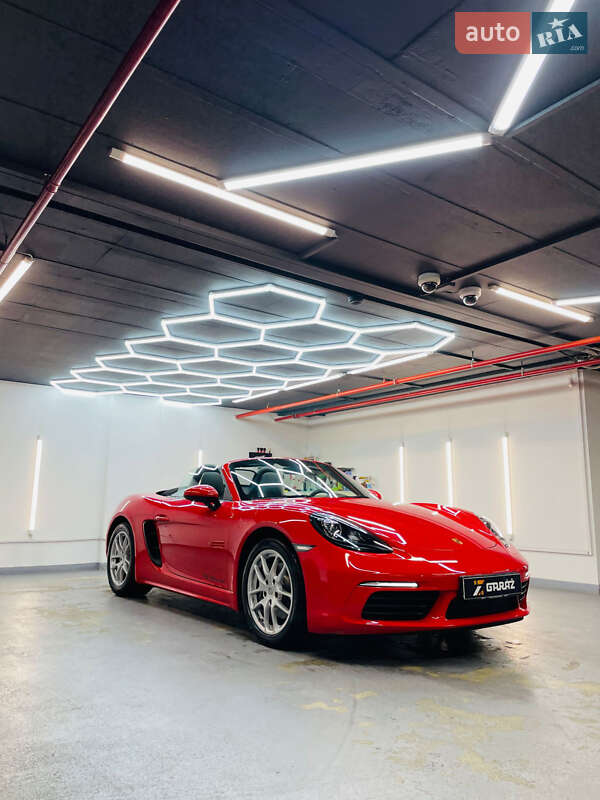 Porsche 718 Boxster