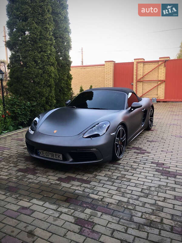 Porsche 718 Boxster