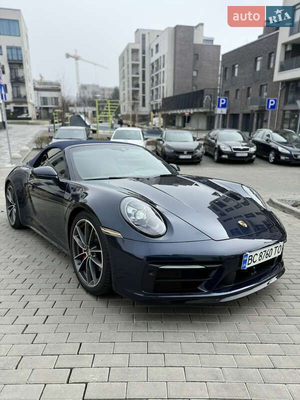Кабриолет Porsche 911
