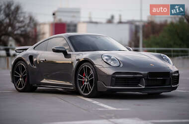Porsche 911  2021