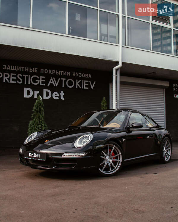 Купе Porsche 911