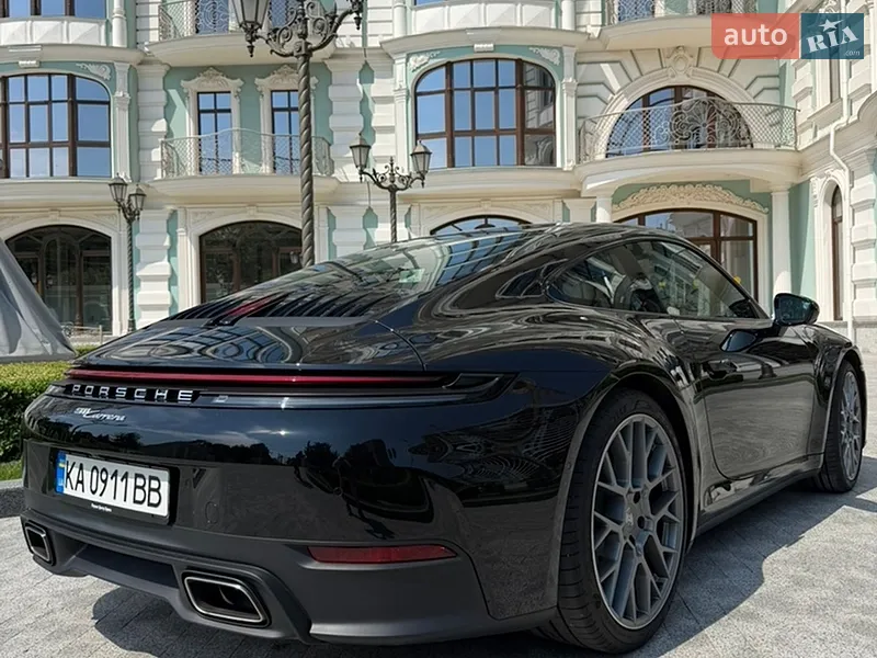 Porsche 911