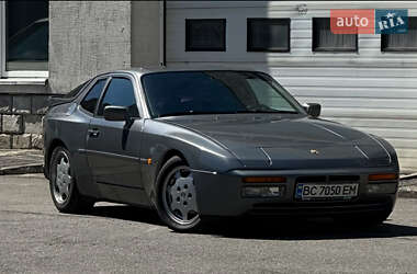 Porsche 944  1989