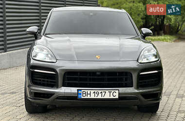 Porsche Cayenne Coupe  2021