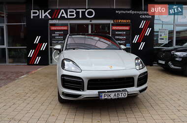 Porsche Cayenne Coupe  2022