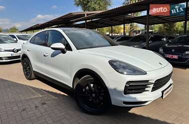 Porsche Cayenne Coupe  2021