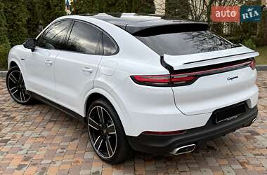Porsche Cayenne Coupe 2022
