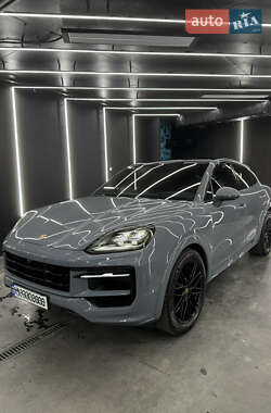 Porsche Cayenne Coupe 2023