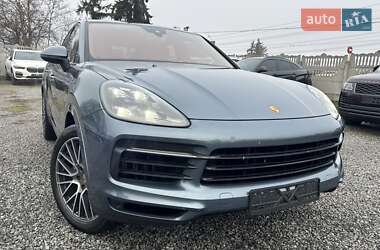 Porsche Cayenne Coupe  2020