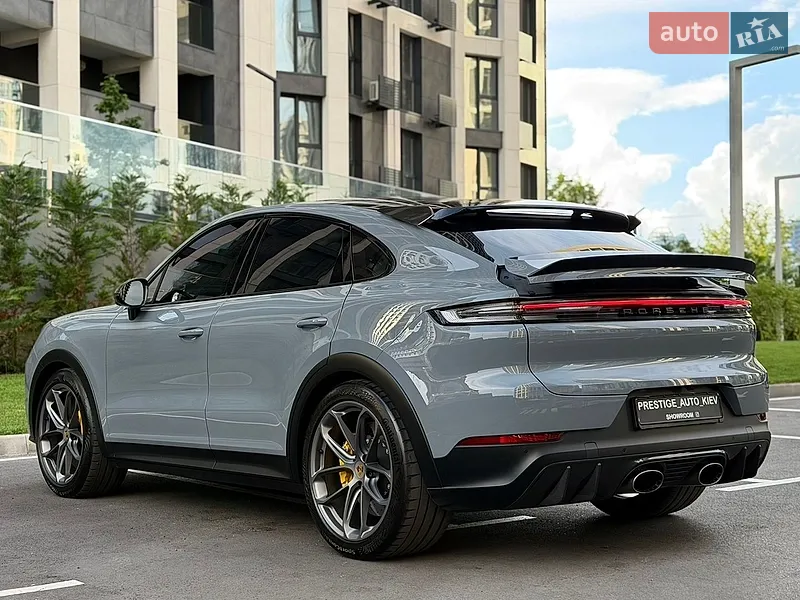 Porsche Cayenne Coupe 2023